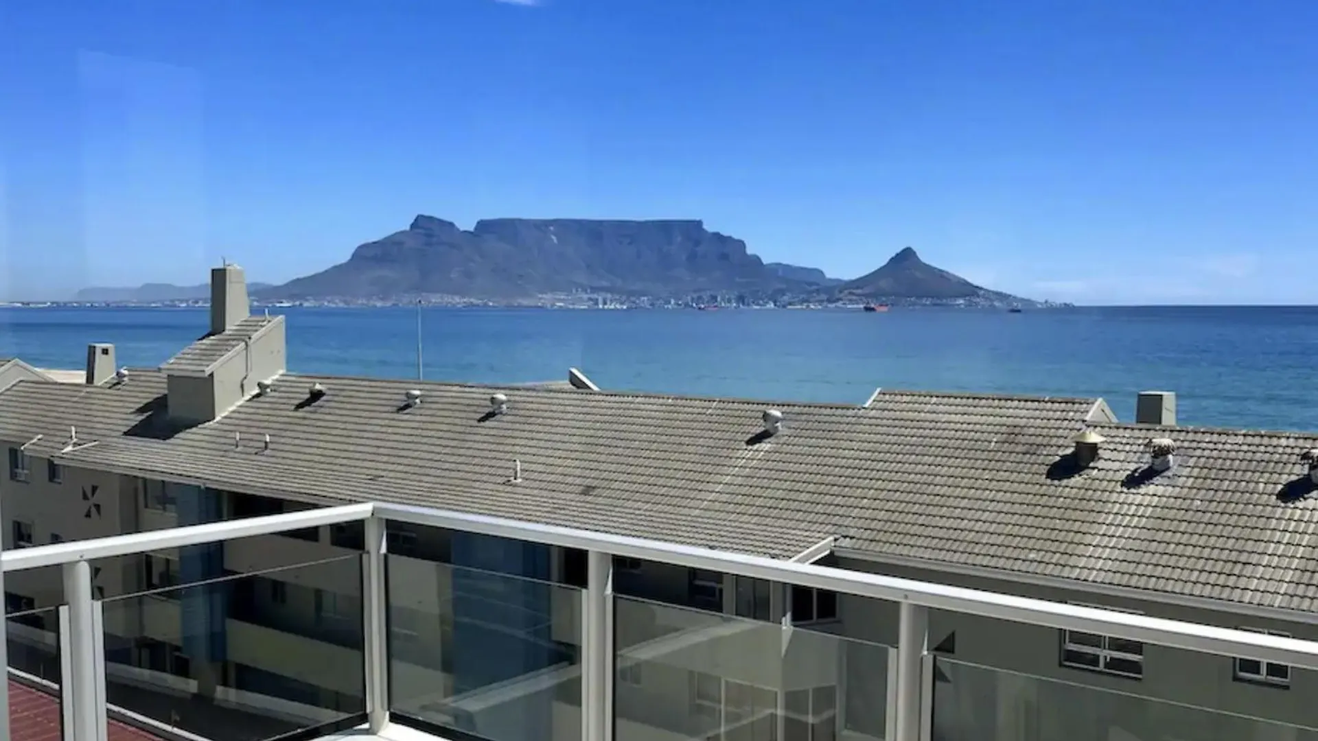 Nautica B402 Apartment Cape Town