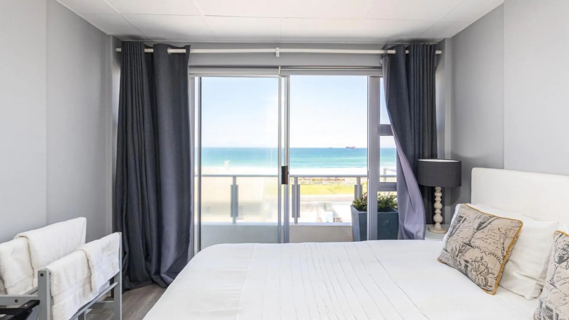 Nautica B402 Apartment Cape Town South Africa